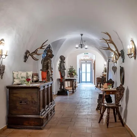 Otel Postschloessl Lermoos