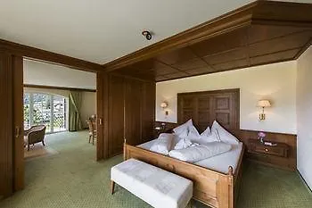 Hotel Postschloessl 4*