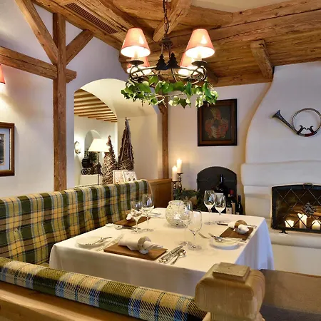 Hotel Postschloessl Lermoos