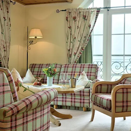 Postschloessl 4* Lermoos