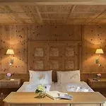 Hotel Postschloessl 4*